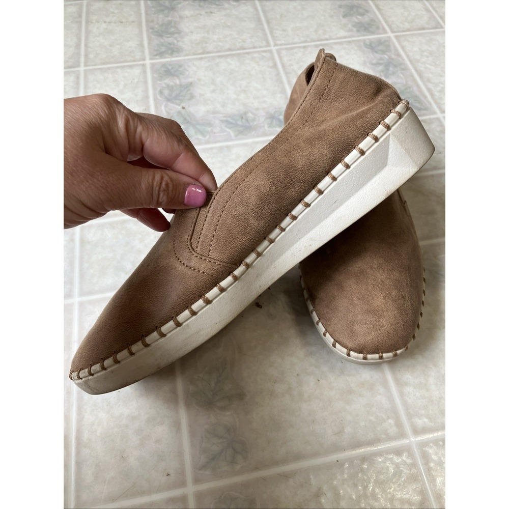 Skechers Women's Relaxed Fit Air-Cooled Memory Foam Brown Suede Slip-On Shoes 9 - Picture 2 of 6